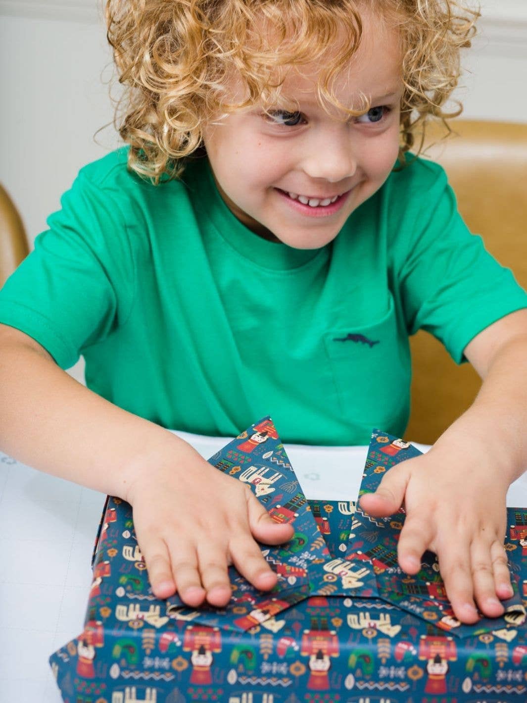 Christmas Wrapping Paper & Gift Tag